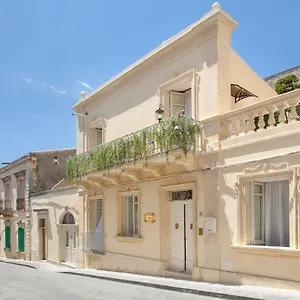 Aparthotel à Marchisa -noto- Italia